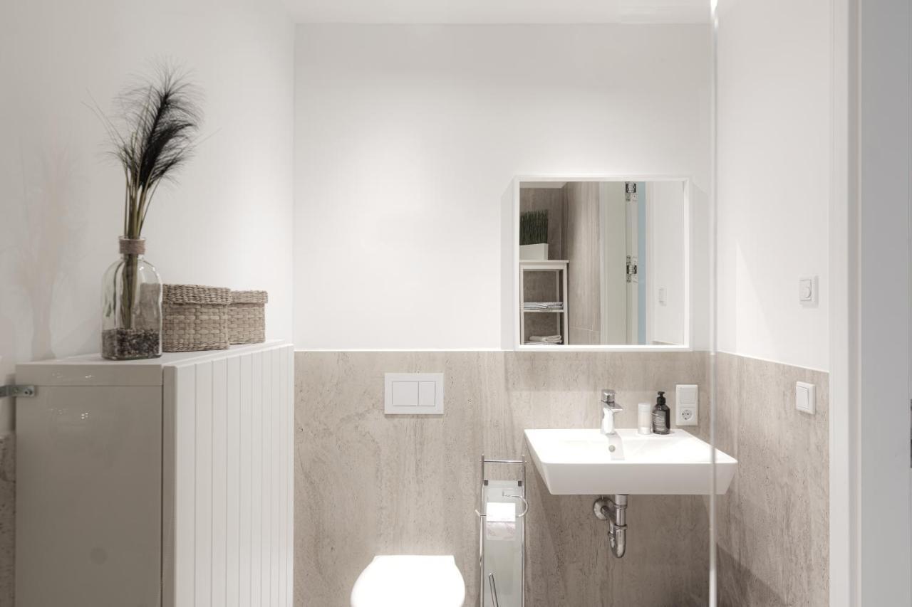 Lulex IV - Traumwohnung Terasse Garten In Нойс Экстерьер фото