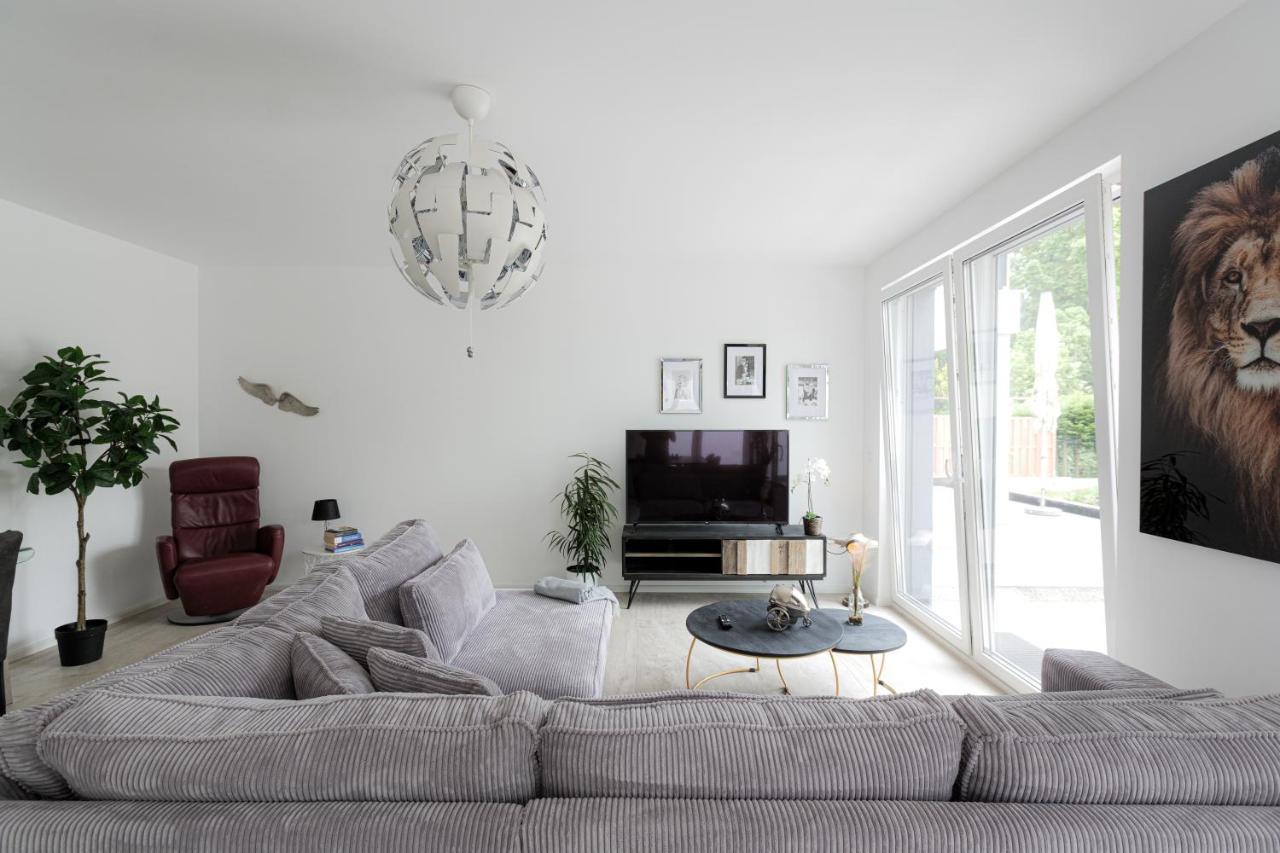 Lulex IV - Traumwohnung Terasse Garten In Нойс Экстерьер фото
